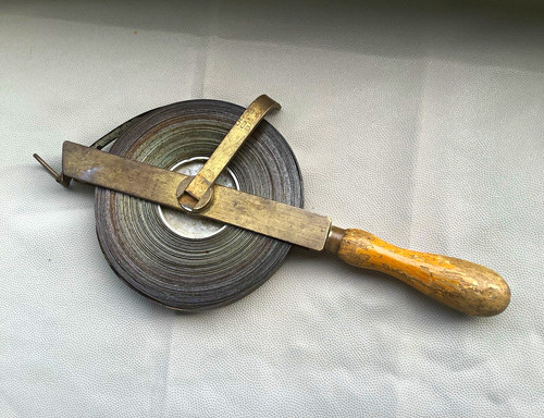 Rahmenmaßband altes - rahmenmaßband, m